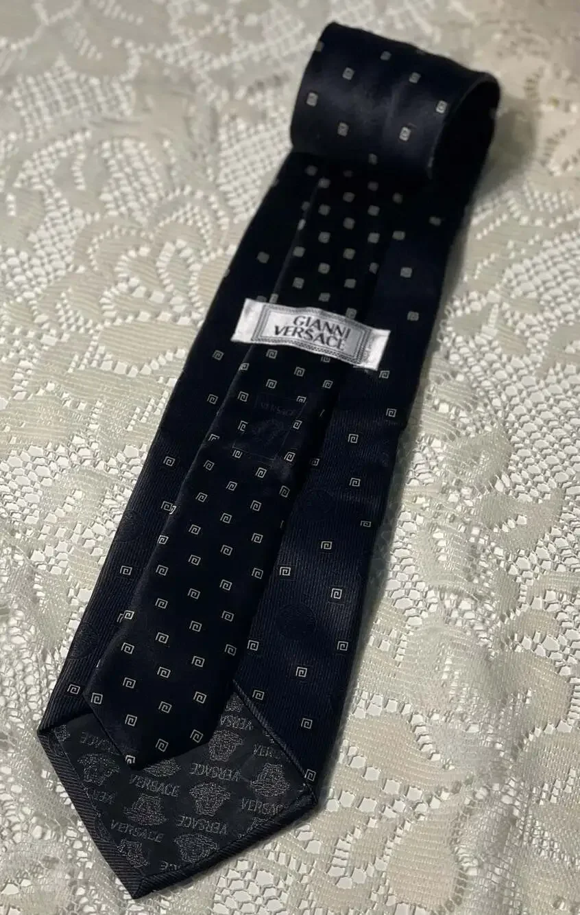 Gianni Versace vintage gianni